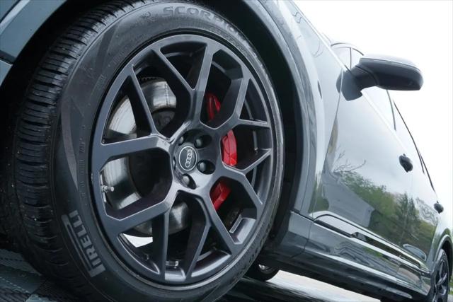 2025 Audi SQ7 Premium Plus TFSI quattro Tiptronic