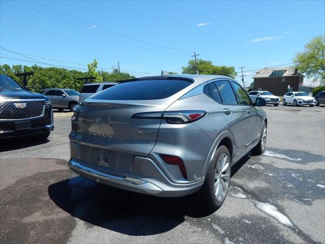 2024 Buick NV Avenir FWD