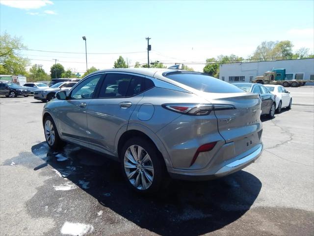 2024 Buick NV Avenir FWD