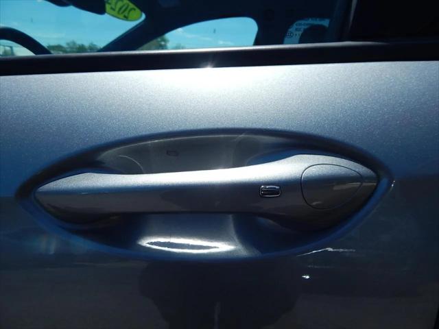 2024 Buick NV Avenir FWD