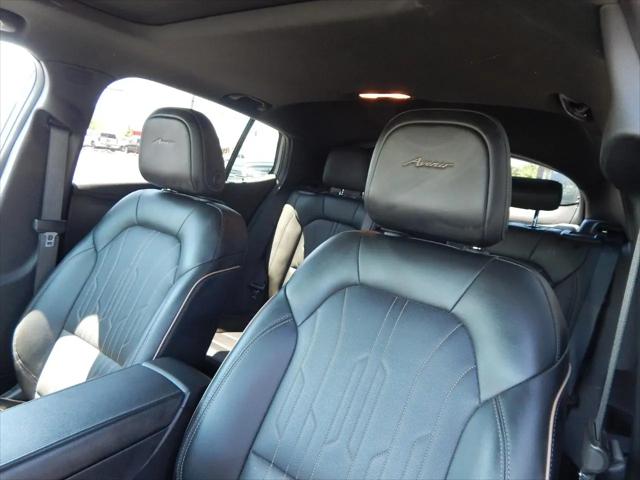 2024 Buick NV Avenir FWD