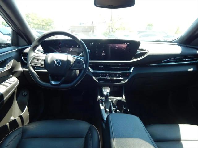2024 Buick NV Avenir FWD