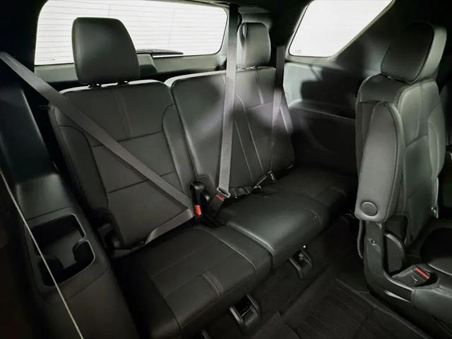 2023 Chevrolet Traverse FWD RS