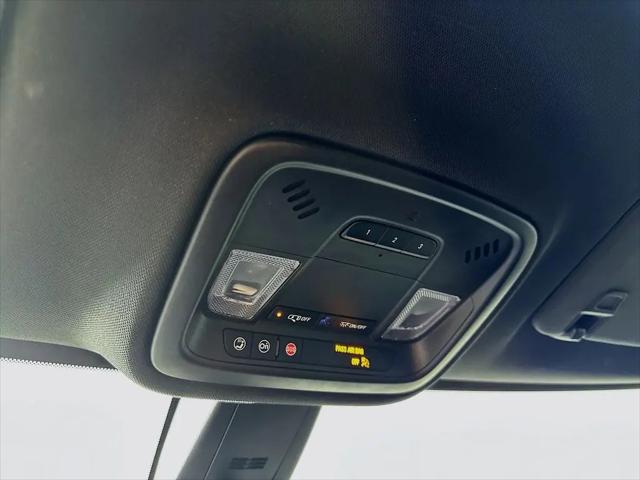 2023 Chevrolet Traverse FWD RS