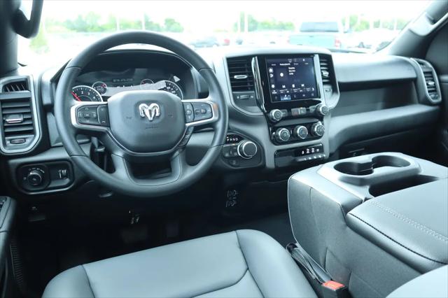 2026 Ram 1500 Tradesman Quad Cab 4x4 64 Box