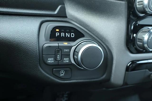 2026 Ram 1500 Tradesman Quad Cab 4x4 64 Box