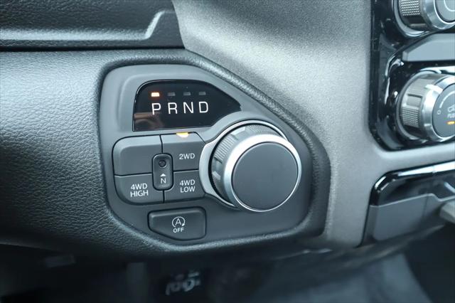 2026 Ram 1500 Tradesman Quad Cab 4x4 64 Box