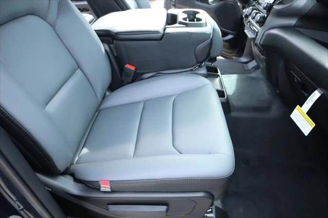 2026 Ram 1500 Tradesman Quad Cab 4x4 64 Box