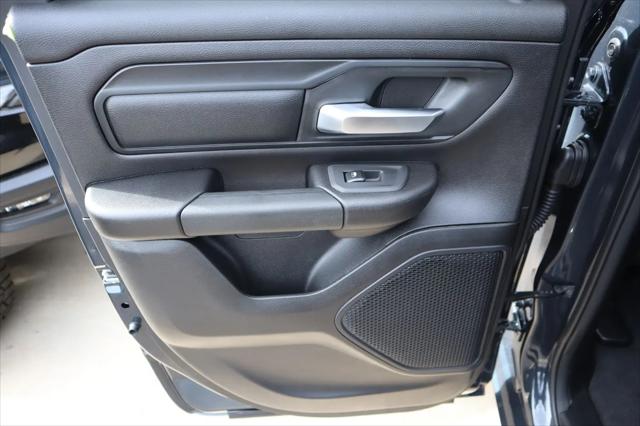 2026 Ram 1500 Tradesman Quad Cab 4x4 64 Box
