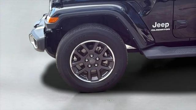 2022 Jeep Gladiator Overland