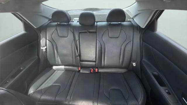 2023 Hyundai Elantra Hybrid Limited