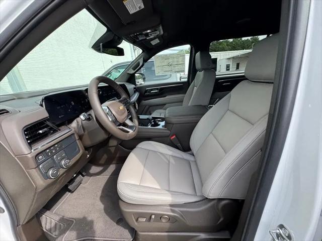 2026 Chevrolet Suburban LT, RWD