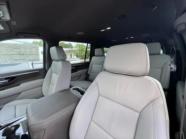 2026 Chevrolet Suburban LT, RWD