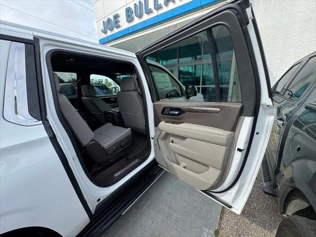 2026 Chevrolet Suburban LT, RWD