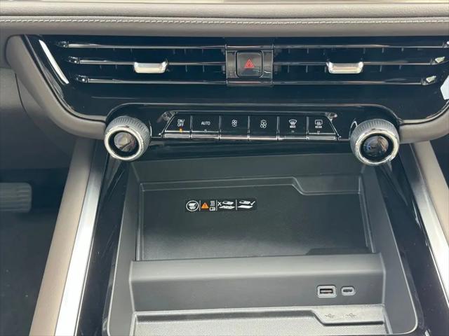 2026 Chevrolet Suburban LT, RWD