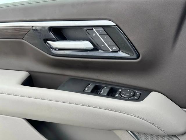 2026 Chevrolet Suburban LT, RWD