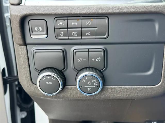 2026 Chevrolet Suburban LT, RWD
