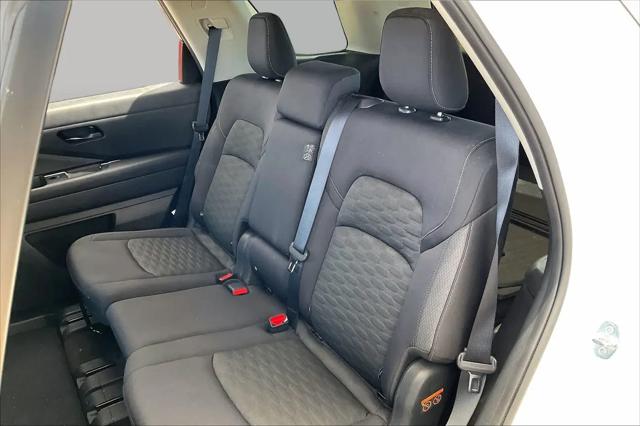2024 Nissan Pathfinder SV 4WD