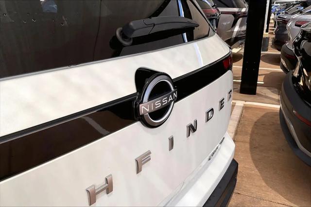 2024 Nissan Pathfinder SV 4WD