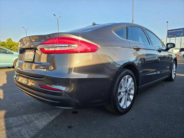 2019 Ford Fusion Hybrid SE
