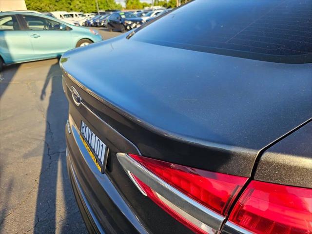 2019 Ford Fusion Hybrid SE