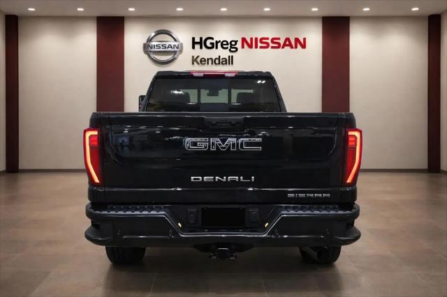 2025 GMC Sierra 2500HD Crew Cab, Standard Bed, Denali Ultimate, 4WD