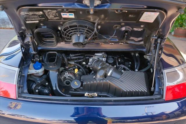2003 Porsche 911 Carrera