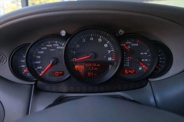 2003 Porsche 911 Carrera