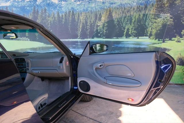 2003 Porsche 911 Carrera