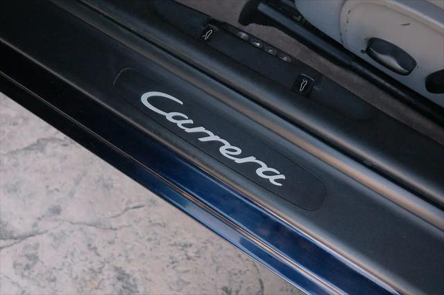 2003 Porsche 911 Carrera