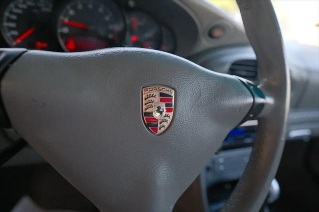 2003 Porsche 911 Carrera