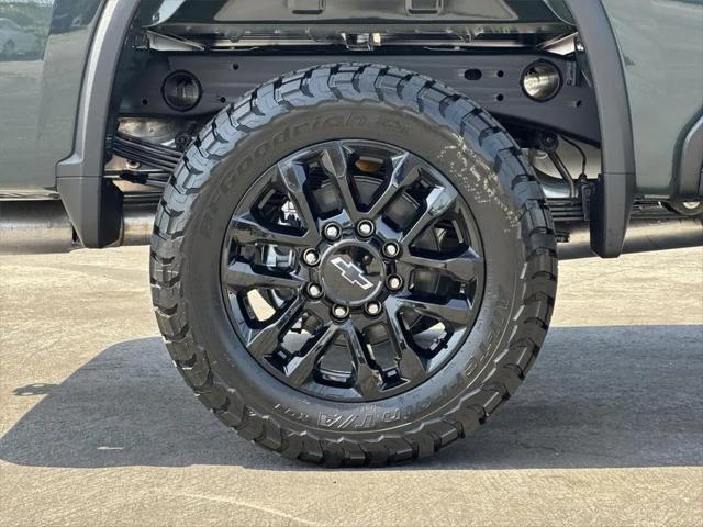 2026 Chevrolet Silverado 2500HD Crew Cab, Standard Bed, LT, 4WD