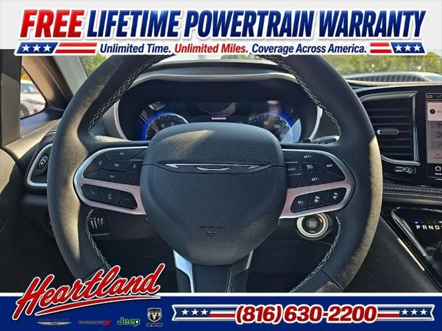 2027 Chrysler Pacifica Select