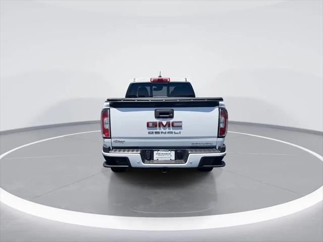2022 GMC Canyon 4WD Crew Cab Short Box Denali