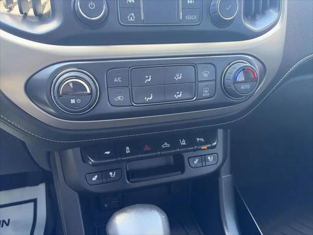 2022 GMC Canyon 4WD Crew Cab Short Box Denali
