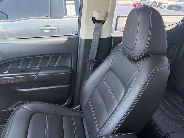 2022 GMC Canyon 4WD Crew Cab Short Box Denali