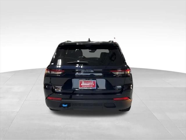 2024 Jeep Grand Cherokee Trailhawk