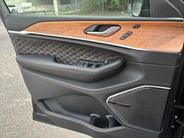 2025 Jeep Grand Cherokee Summit Reserve 4x4