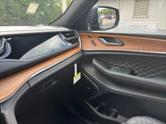 2025 Jeep Grand Cherokee Summit Reserve 4x4