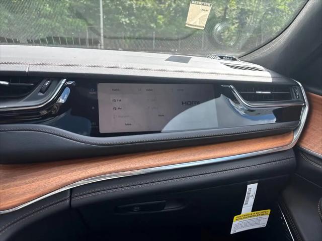 2025 Jeep Grand Cherokee Summit Reserve 4x4