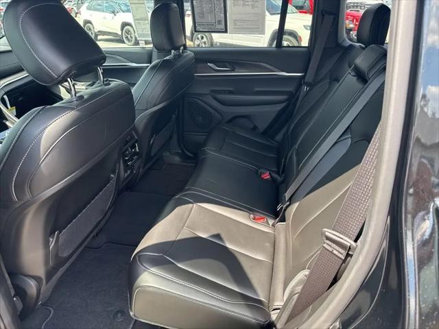 2025 Jeep Grand Cherokee Limited 4x4