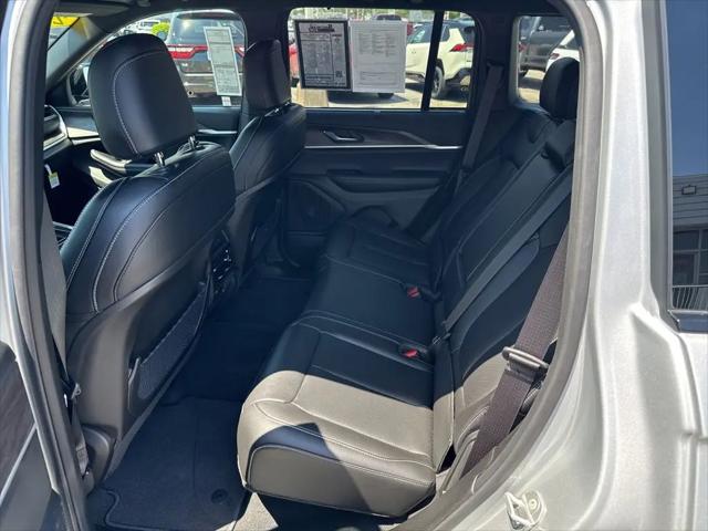 2025 Jeep Grand Cherokee Limited 4x2