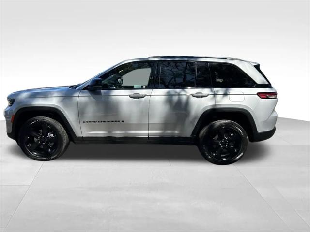 2025 Jeep Grand Cherokee Altitude 4x4