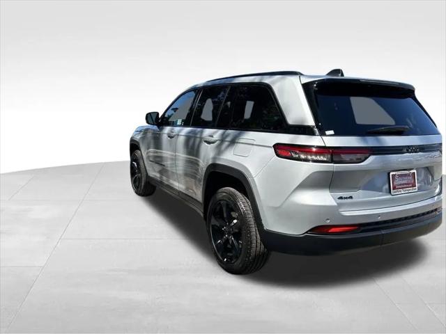 2025 Jeep Grand Cherokee Altitude 4x4