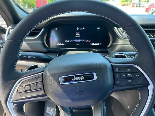 2025 Jeep Grand Cherokee Altitude 4x4