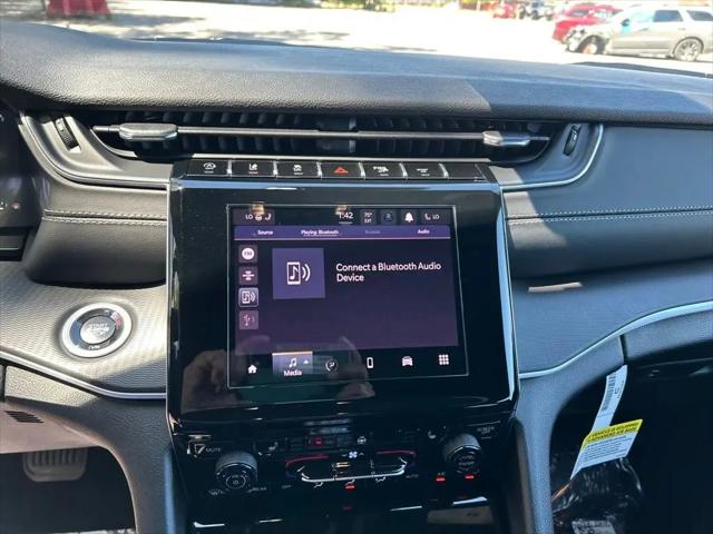 2025 Jeep Grand Cherokee Altitude 4x4
