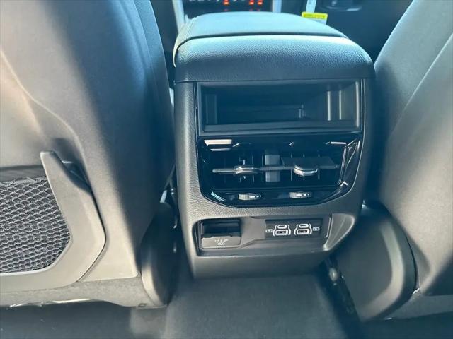 2025 Jeep Grand Cherokee Altitude 4x4