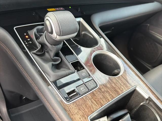 2025 Toyota Sienna Platinum