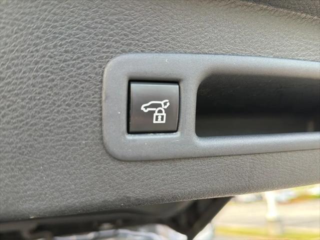 2025 Toyota Sienna Platinum