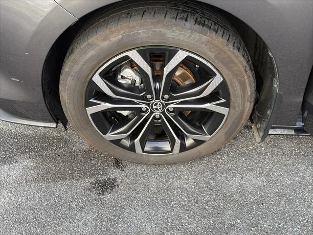 2025 Toyota Sienna Platinum